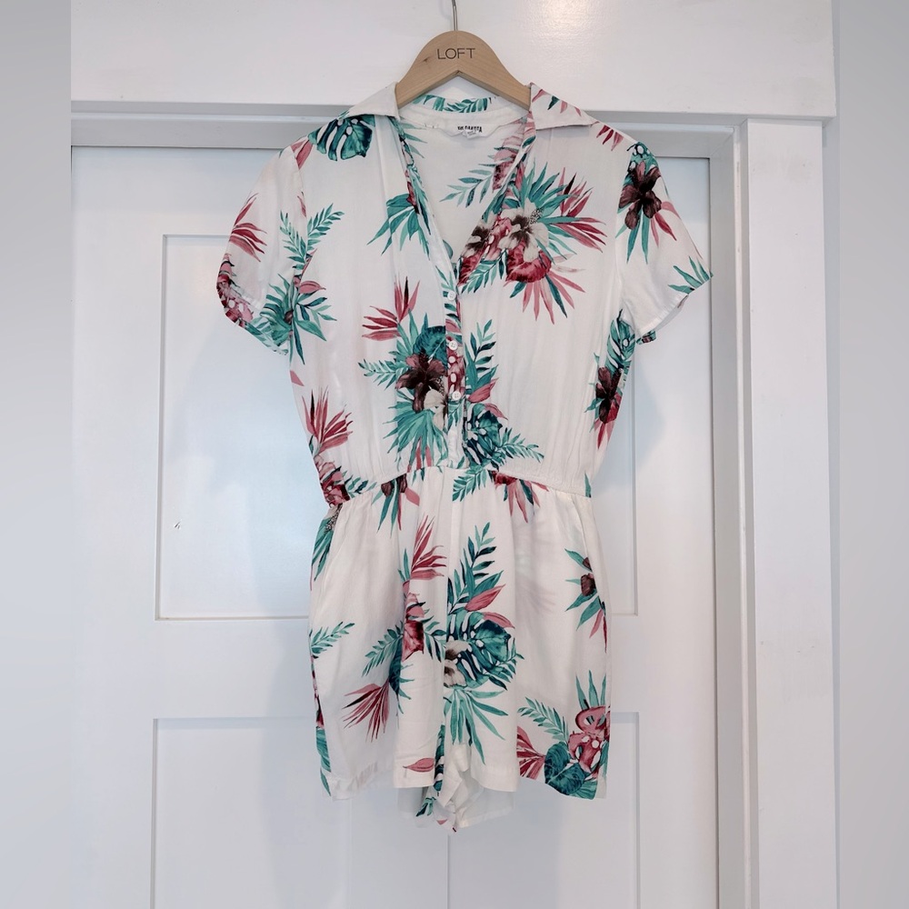 BB Dakota - floral romper- size 4